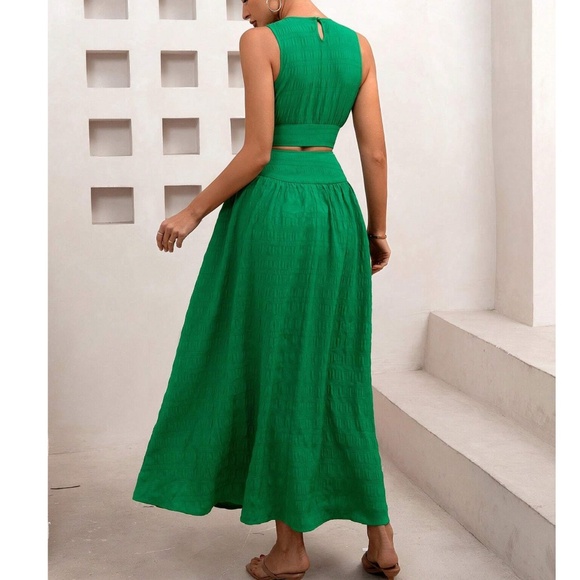 Boho Green Textured Crop Top Maxi Skirt Set - Picture 3 of 6